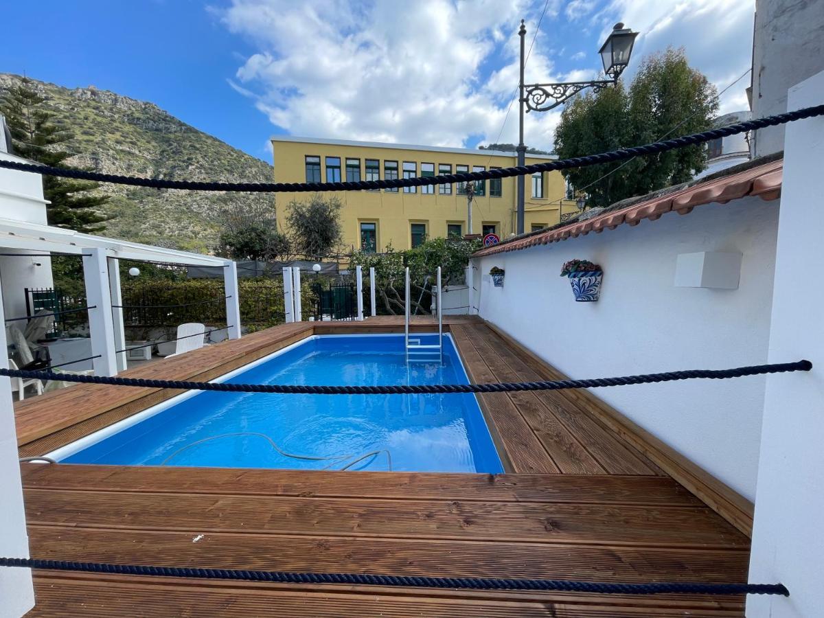 Villa Spring Apartments Мета Экстерьер фото